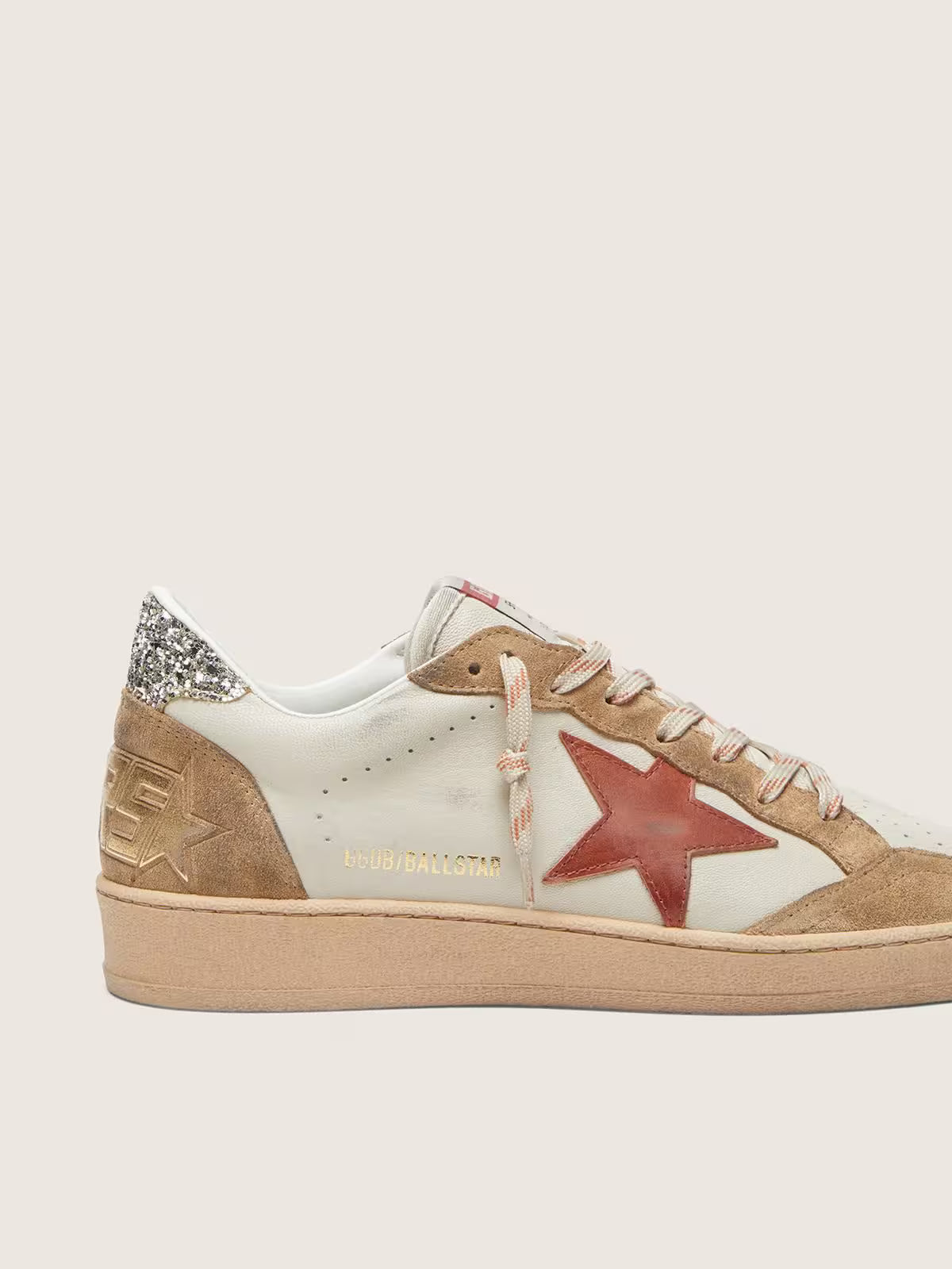 Ball Star femme en cuir crème avec étoile en cuir brique et empiècements en cuir velours