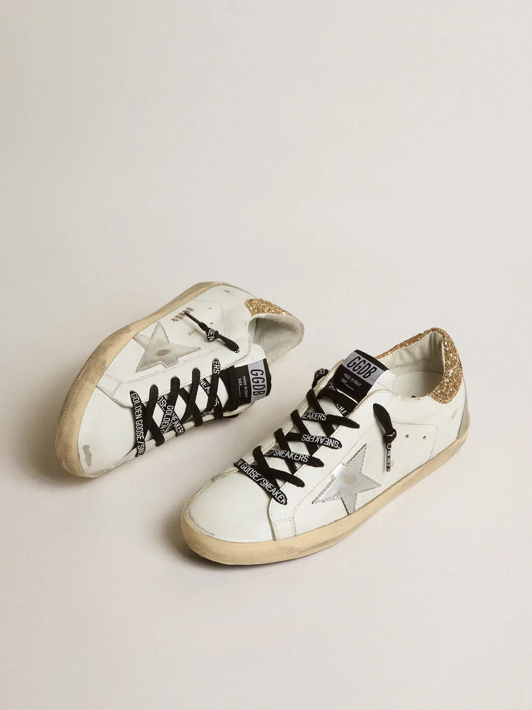 Super-Star en cuir blanc avec contrefort pailleté