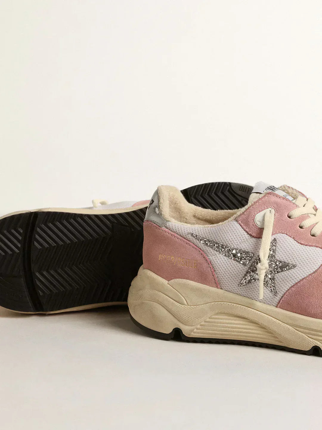 GGDB - Running Sole pour femme en résille grise et daim avec étoile à paillettes argentées