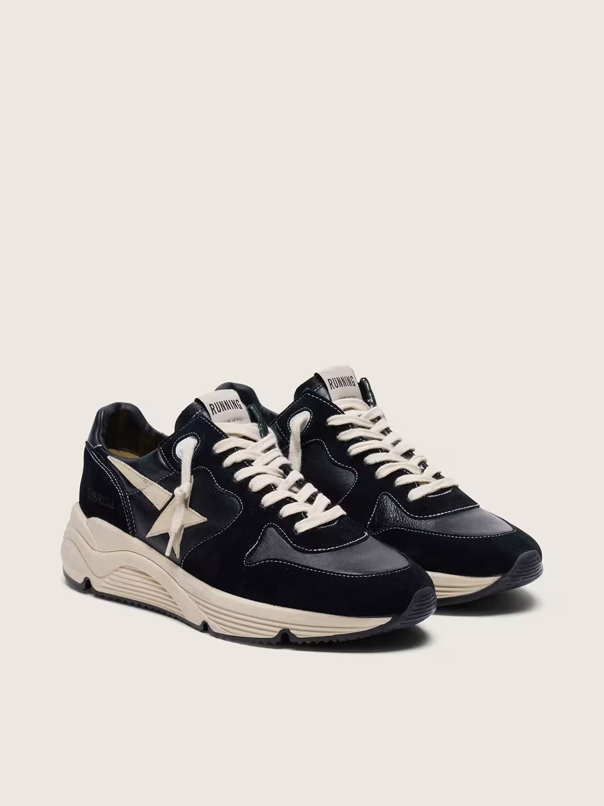 Running Sole homme en nappa et daim noirs avec étoile blanche