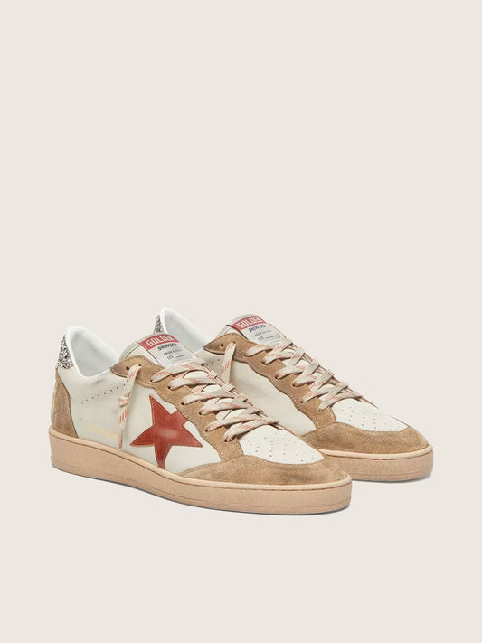 Ball Star femme en cuir crème avec étoile en cuir brique et empiècements en cuir velours